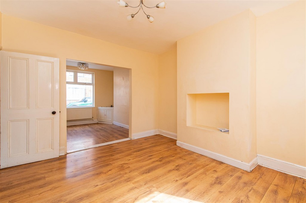 Images for Wood Street, Kettering EAID:oscarjamesapi BID:2