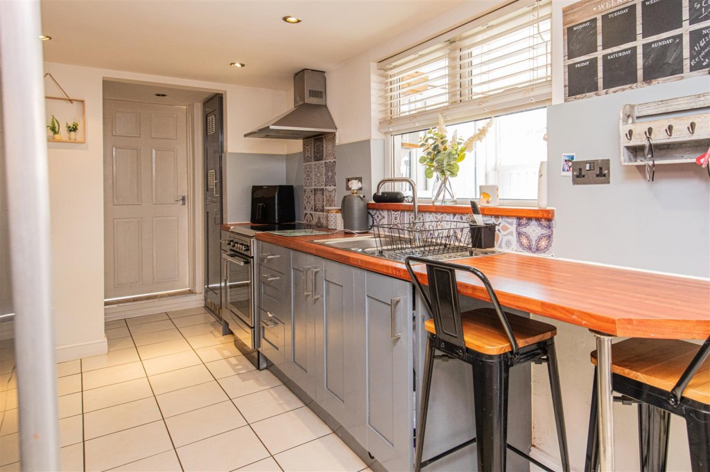 Images for Wellingborough Road, Finedon EAID:oscarjamesapi BID:3