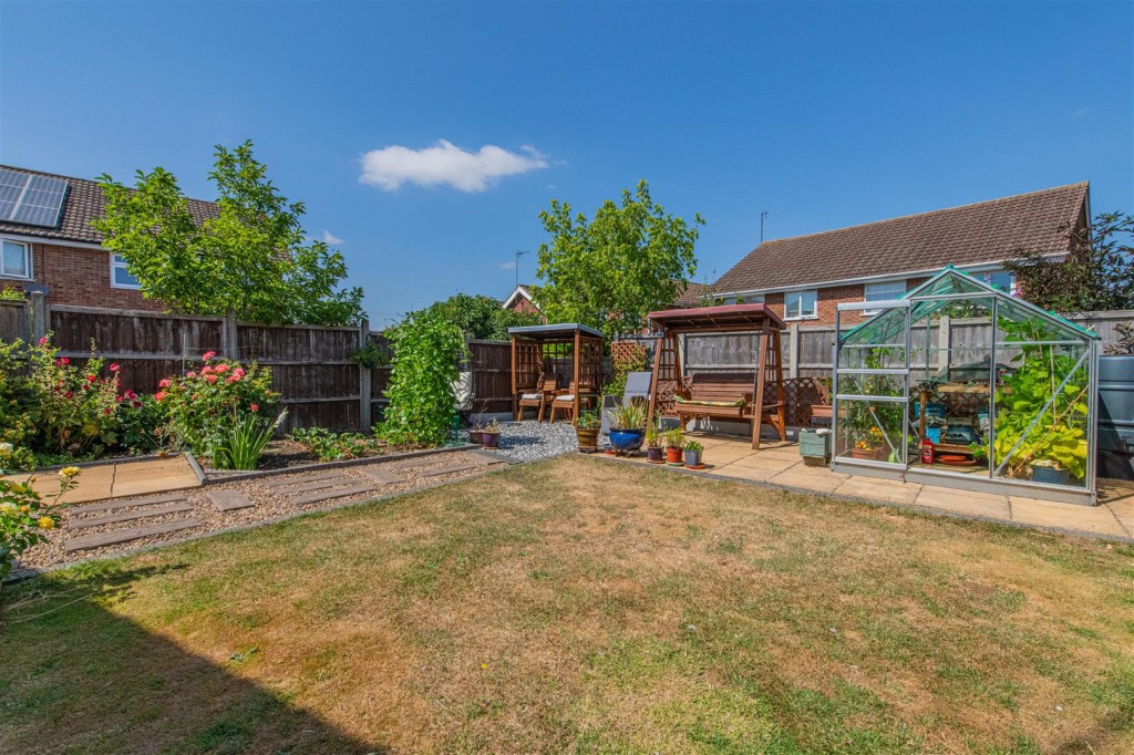Images for Silverdale Grove, Rushden EAID:oscarjamesapi BID:8