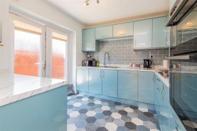 Images for Silverdale Grove, Rushden