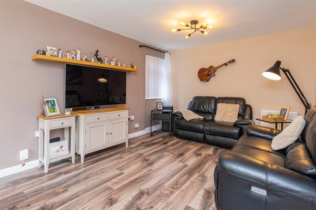 Images for Hillside Crescent, Weldon, Corby EAID:oscarjamesapi BID:4