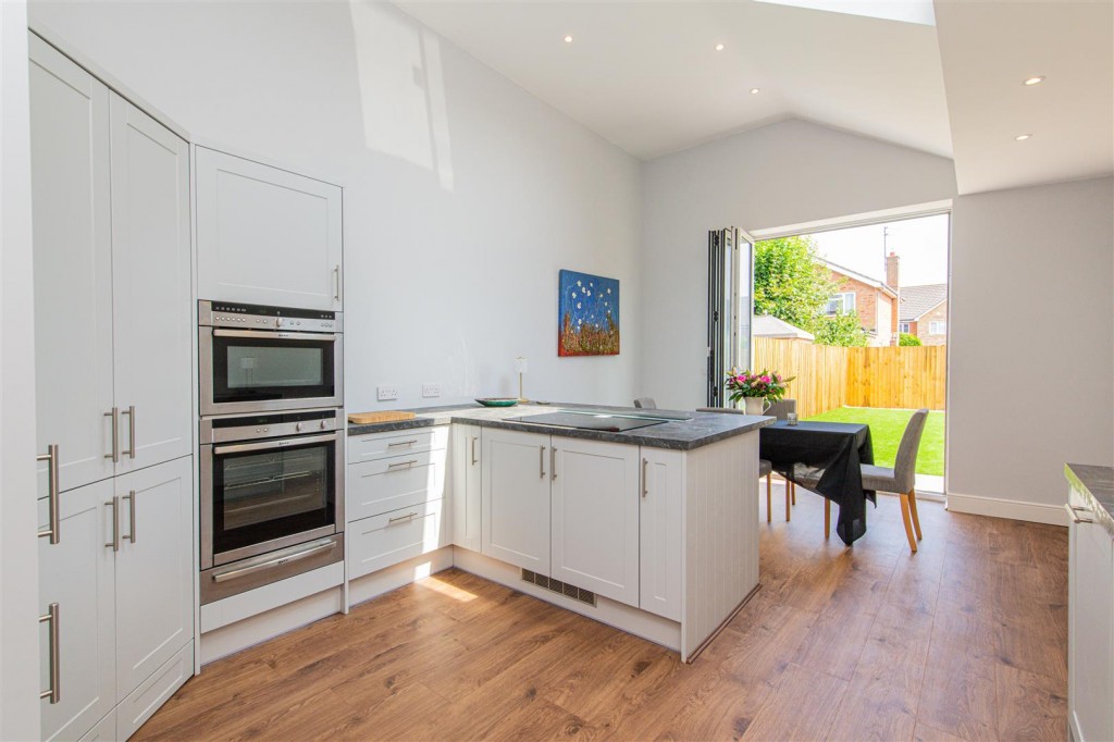 Images for Grove Street, Higham Ferrers EAID:oscarjamesapi BID:8