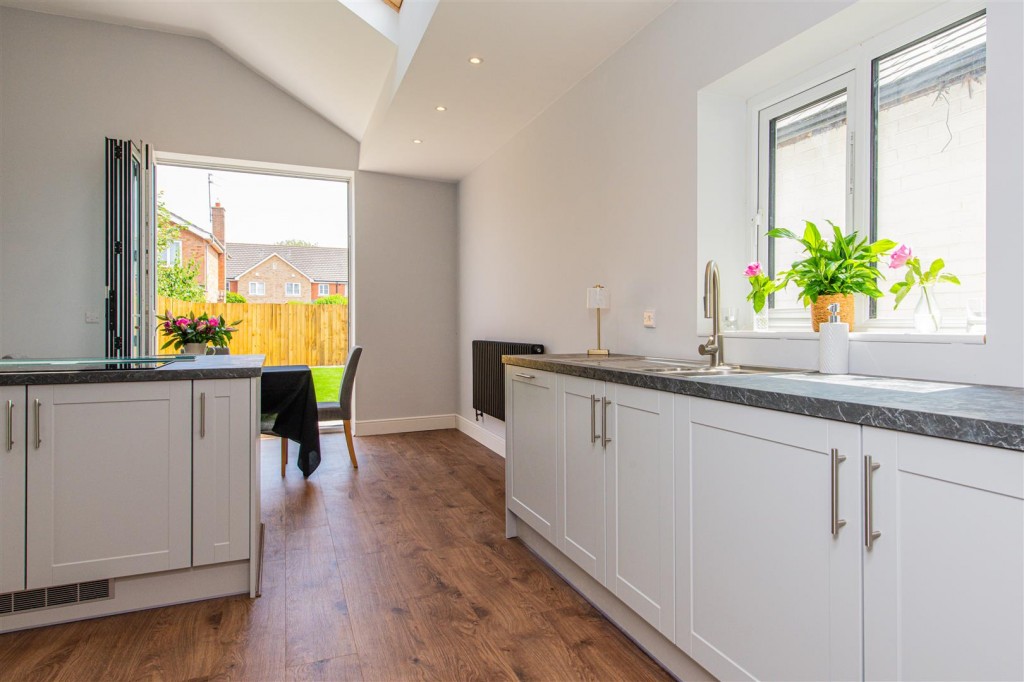 Images for Grove Street, Higham Ferrers EAID:oscarjamesapi BID:8