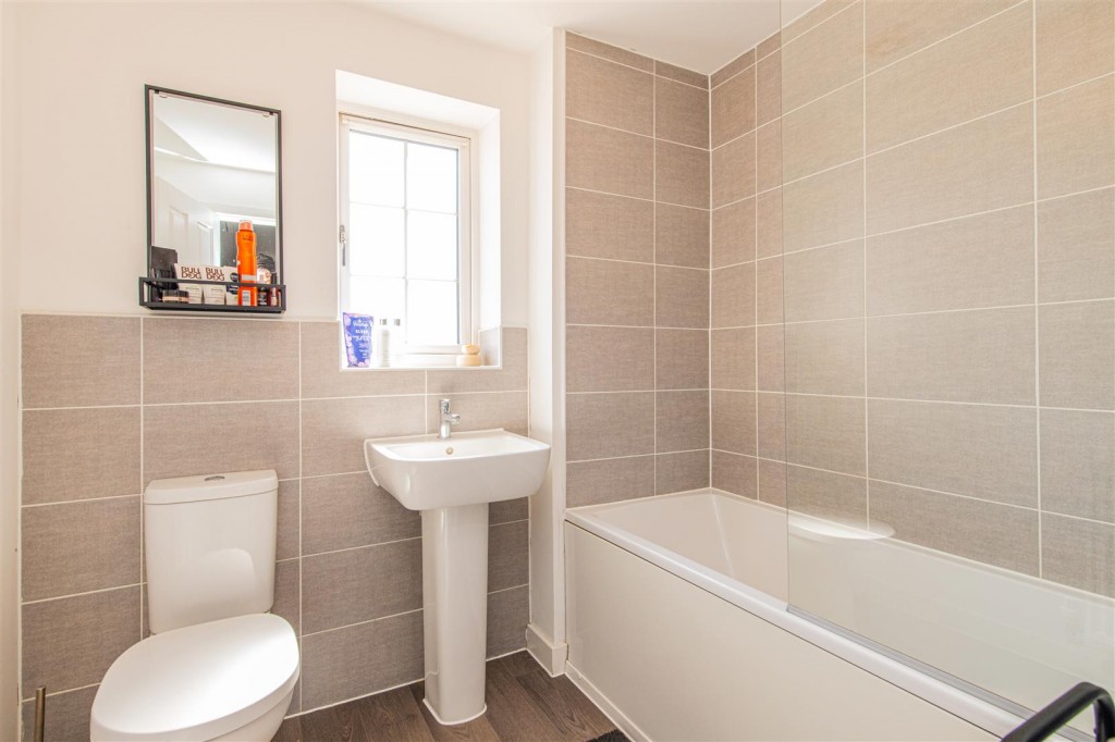 Images for Egan Close, Weldon, Corby EAID:oscarjamesapi BID:4