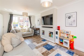 Images for Egan Close, Weldon, Corby