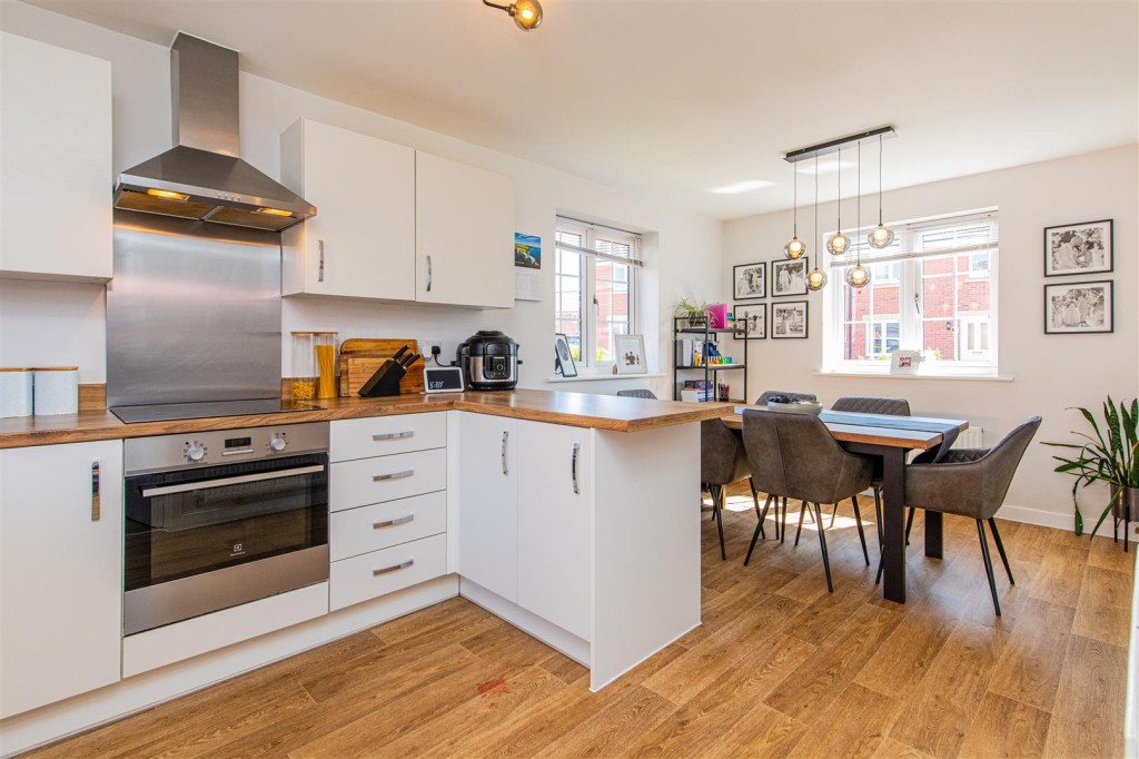 Images for Egan Close, Weldon, Corby EAID:oscarjamesapi BID:4
