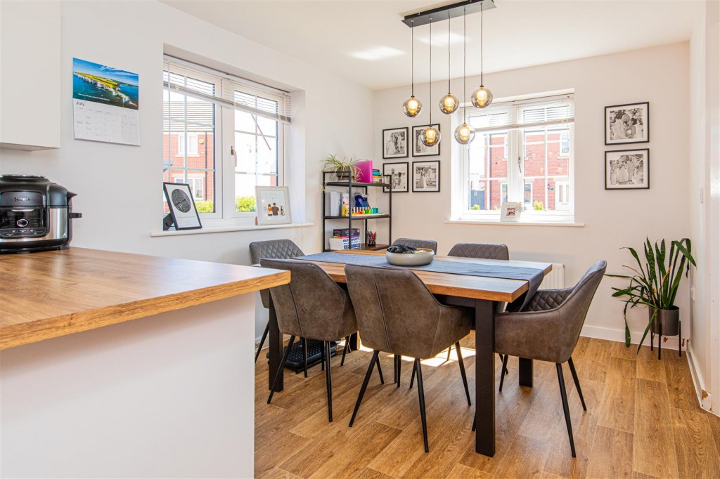 Images for Egan Close, Weldon, Corby EAID:oscarjamesapi BID:4