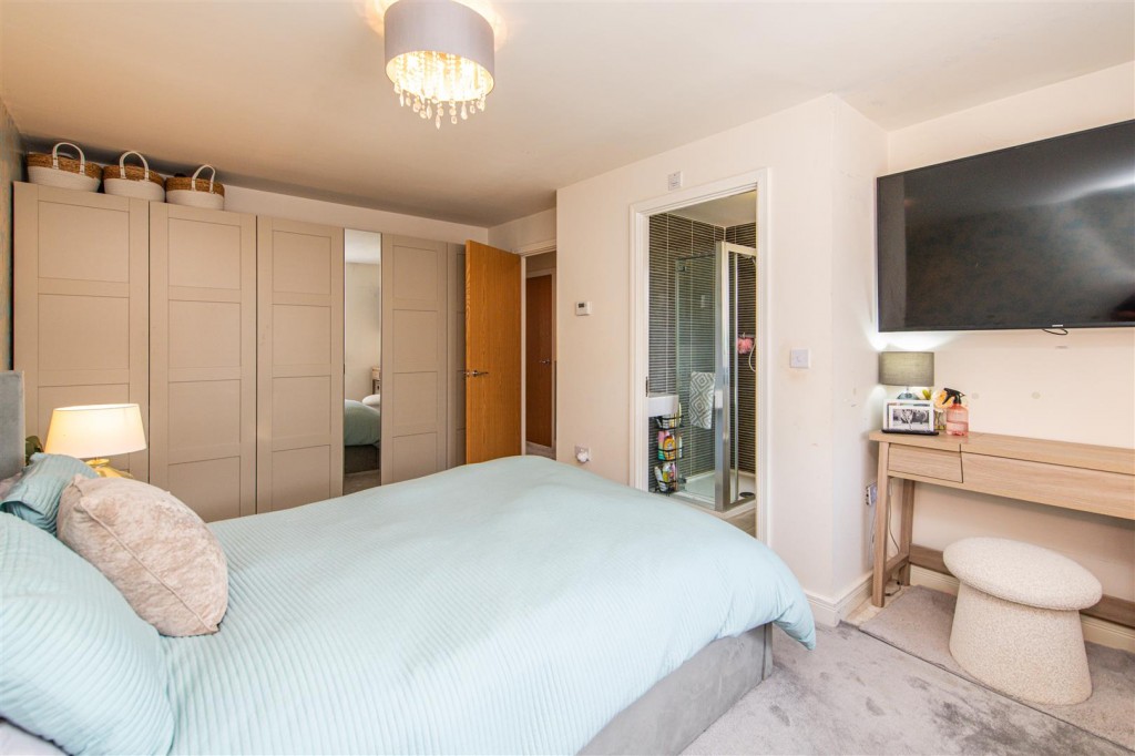 Images for Pippin Lane, Higham Ferrers EAID:oscarjamesapi BID:8