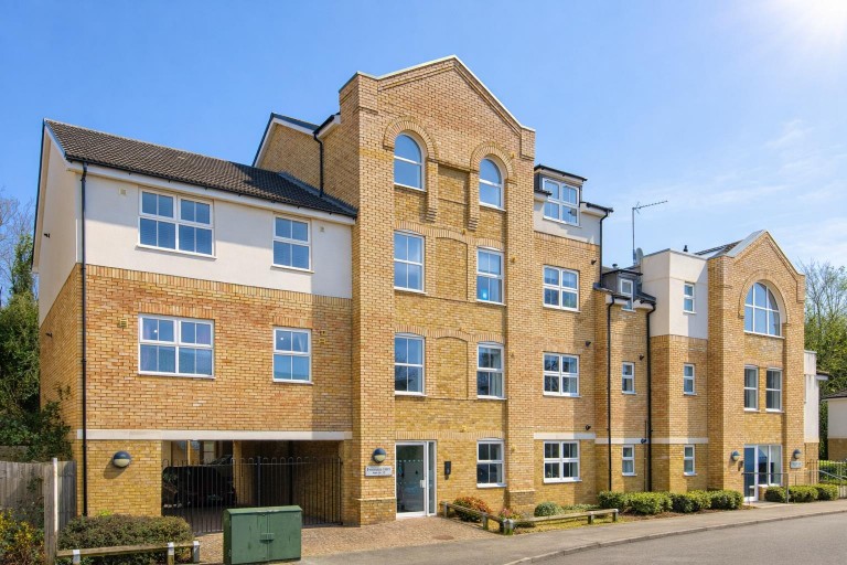 Freemans court, Station Road, Rushden - EAID:oscarjamesapi, BID:8