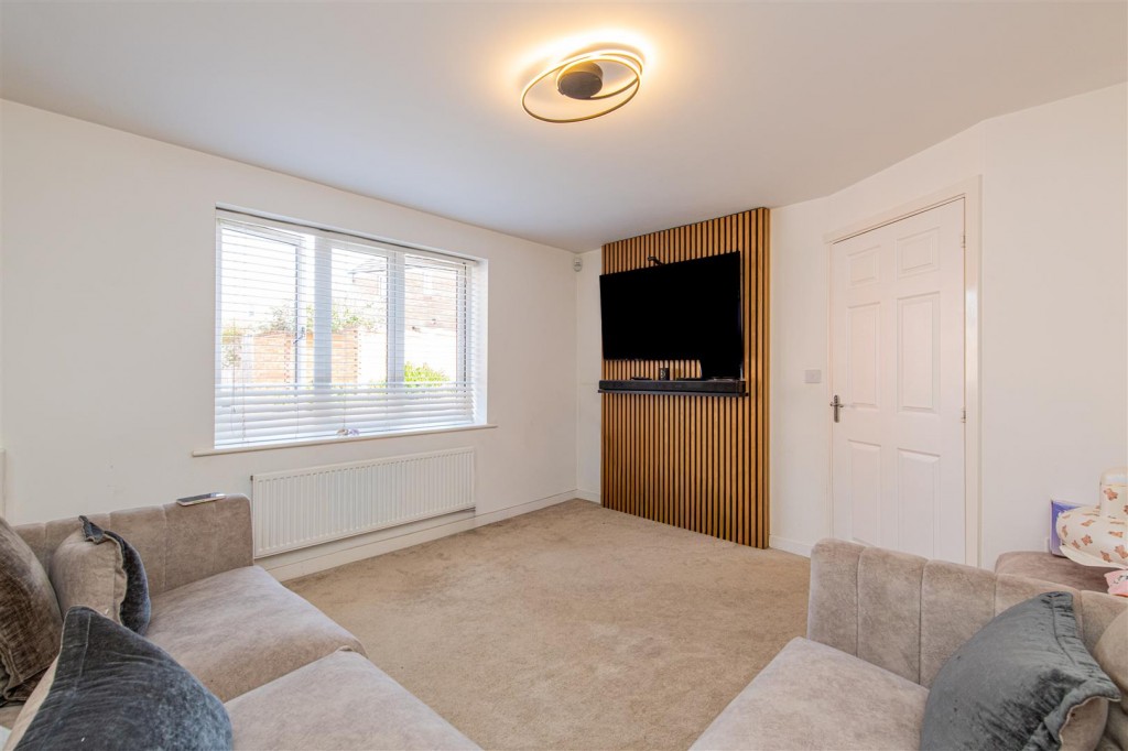 Images for Bowman Road, Weldon, Corby EAID:oscarjamesapi BID:4
