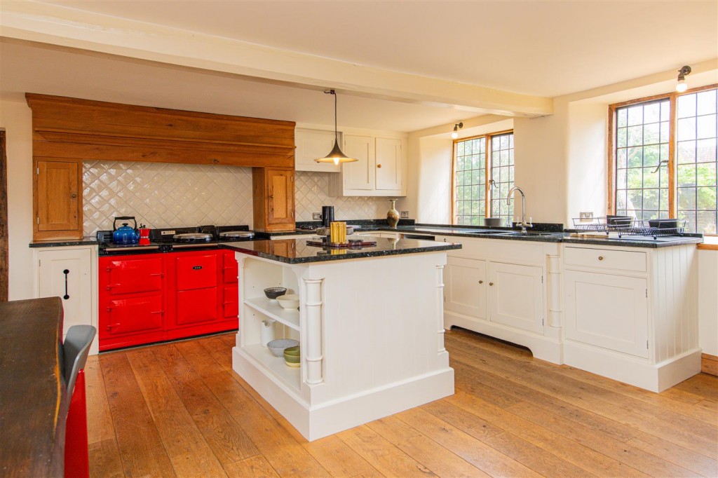 Images for Bell Hill, Finedon EAID:oscarjamesapi BID:3
