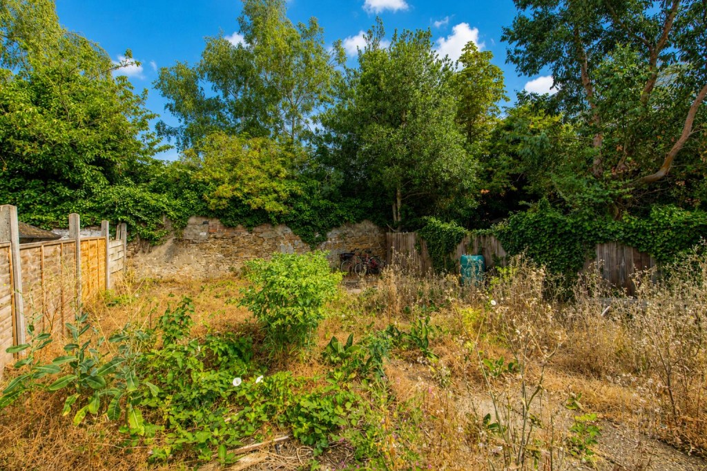 Images for Trafalgar Road, Kettering EAID:oscarjamesapi BID:2