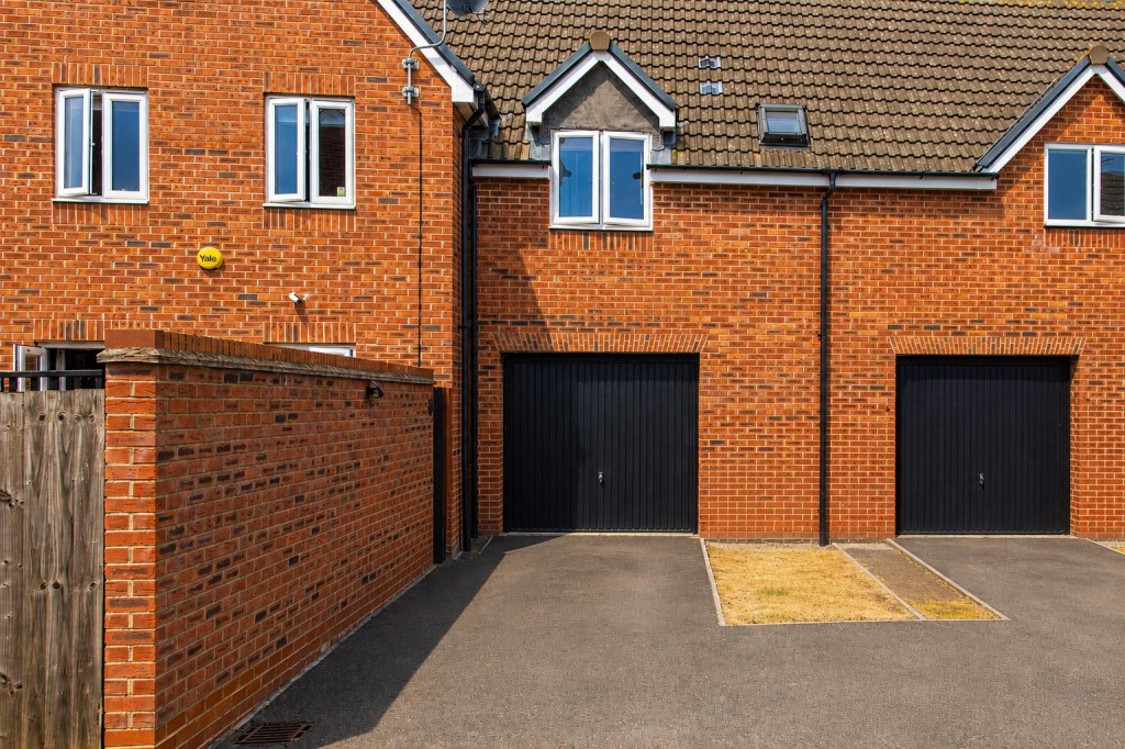 Images for Addington Road, Irthlingborough EAID:oscarjamesapi BID:8