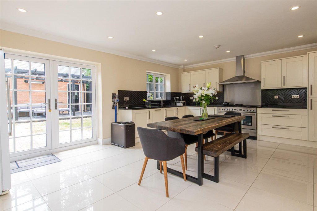 Images for Main Street, Little Harrowden, Wellingborough EAID:oscarjamesapi BID:3