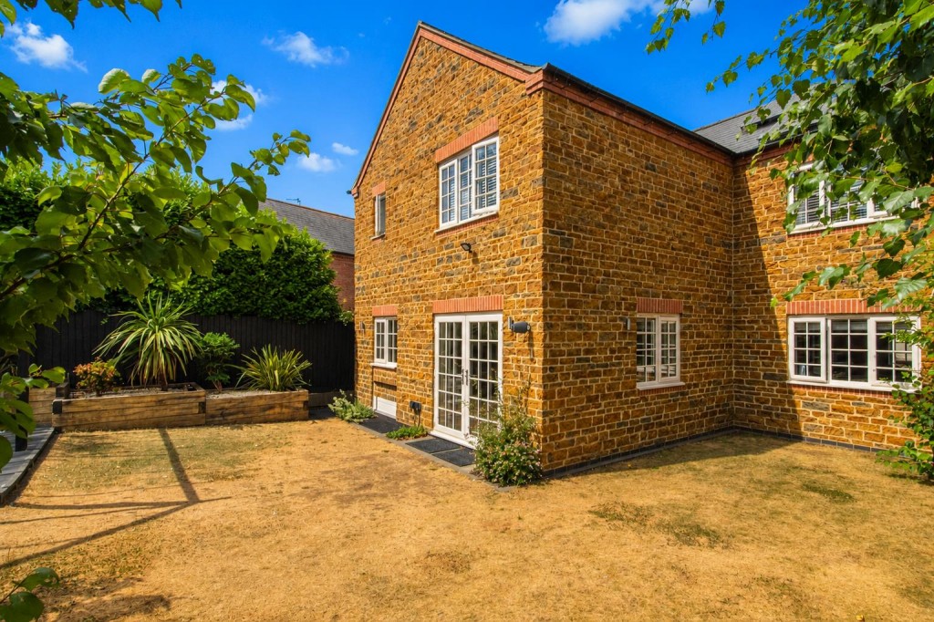 Images for Main Street, Little Harrowden, Wellingborough EAID:oscarjamesapi BID:3