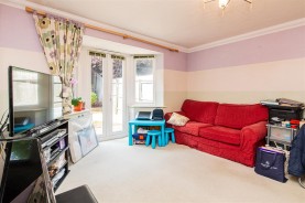 Images for Hunt Close, Wellingborough