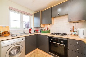 Images for Hunt Close, Wellingborough