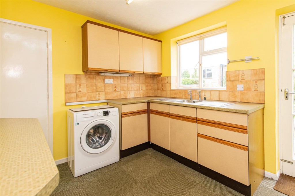 Images for Oakfield Close, Great Glen EAID:oscarjamesapi BID:5