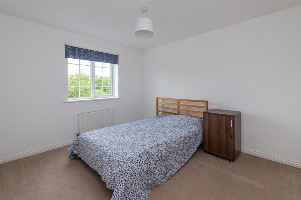 Images for Woodford Road, Burton Latimer EAID:oscarjamesapi BID:3