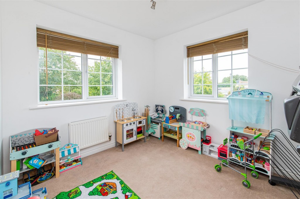 Images for Woodford Road, Burton Latimer EAID:oscarjamesapi BID:3