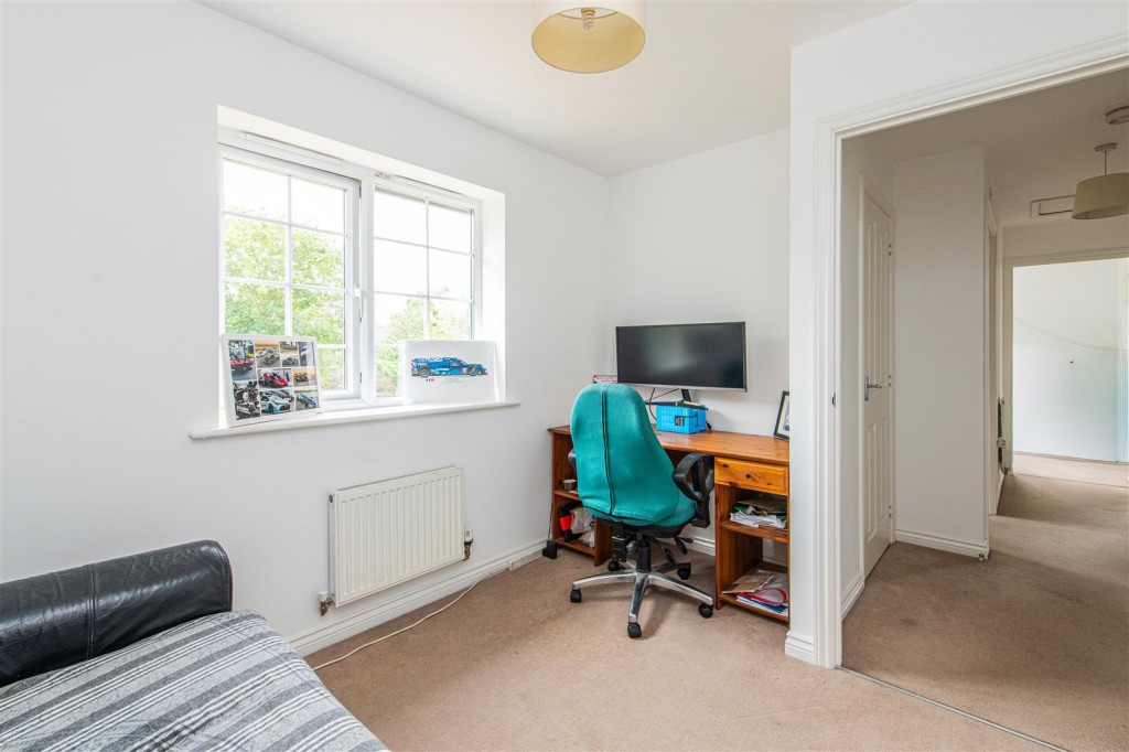 Images for Woodford Road, Burton Latimer EAID:oscarjamesapi BID:3