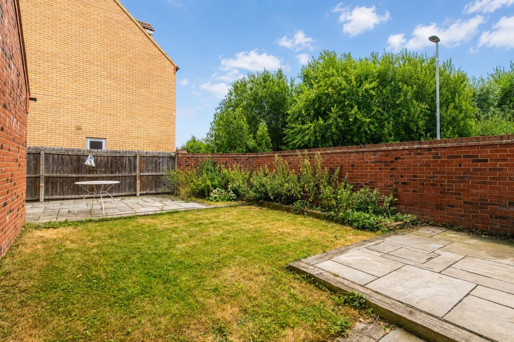 Images for Woodford Road, Burton Latimer EAID:oscarjamesapi BID:3