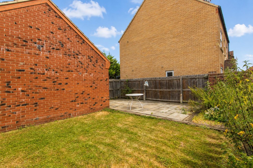 Images for Woodford Road, Burton Latimer EAID:oscarjamesapi BID:3