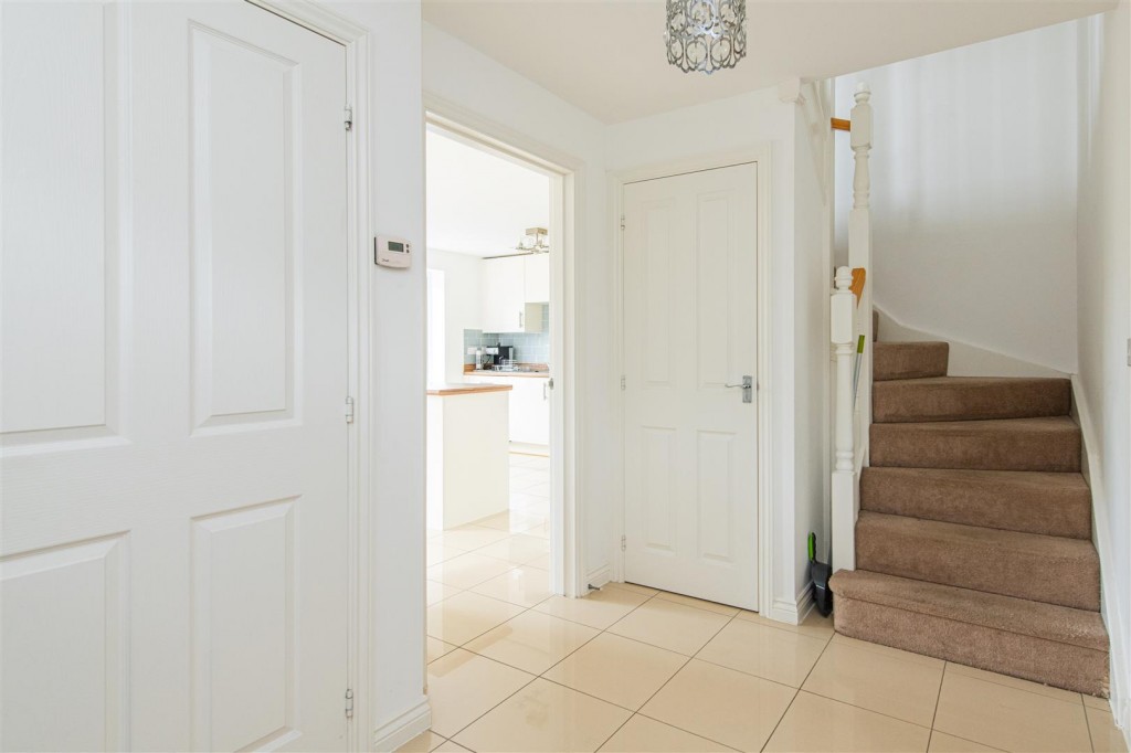 Images for Woodford Road, Burton Latimer EAID:oscarjamesapi BID:3