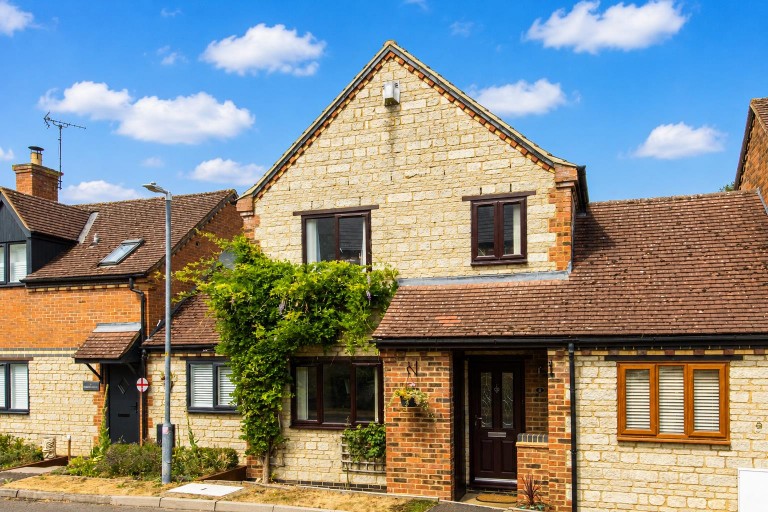 Manor Court, Middleton, Market Harborough - EAID:oscarjamesapi, BID:4