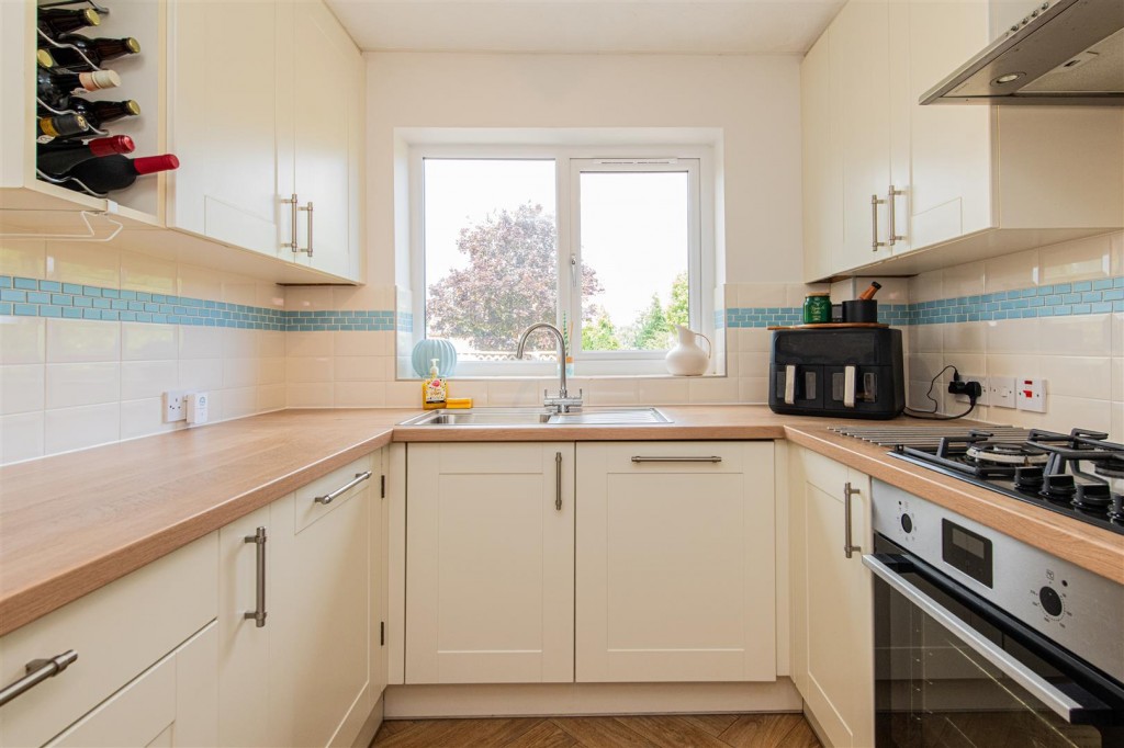 Images for Manor Court, Middleton, Market Harborough EAID:oscarjamesapi BID:4