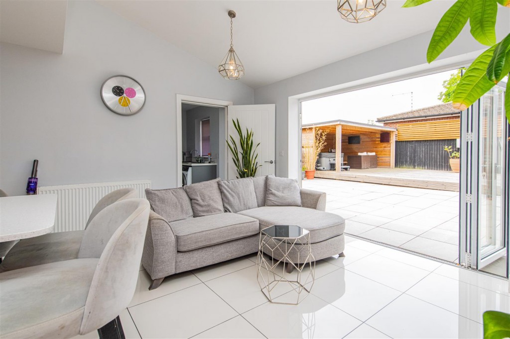 Images for London Road, Kettering EAID:oscarjamesapi BID:2