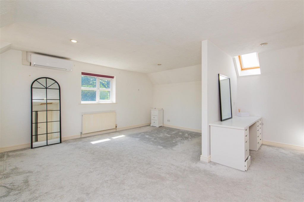 Images for Main Street, Mowsley EAID:oscarjamesapi BID:5