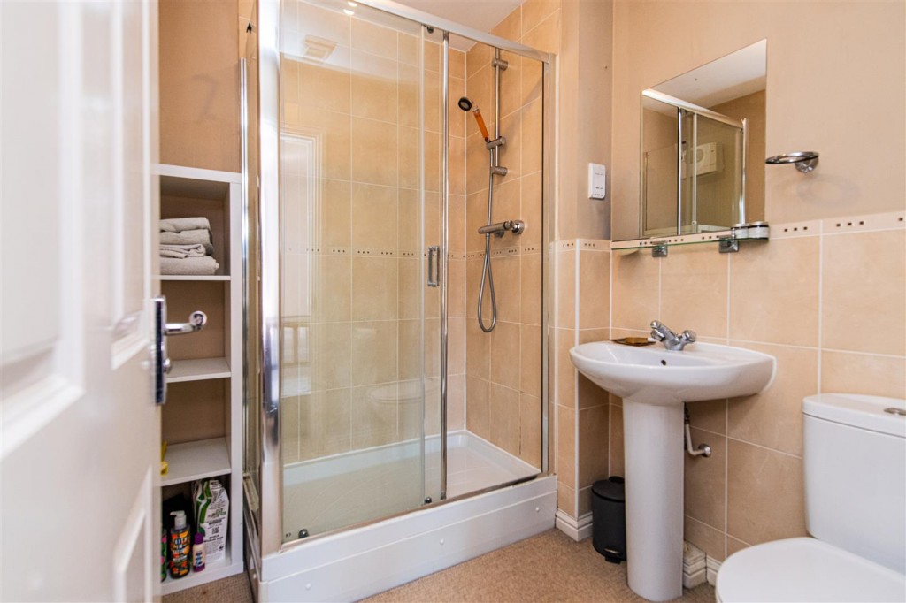 Images for Midland Road, Higham Ferrers, Rushden EAID:oscarjamesapi BID:2