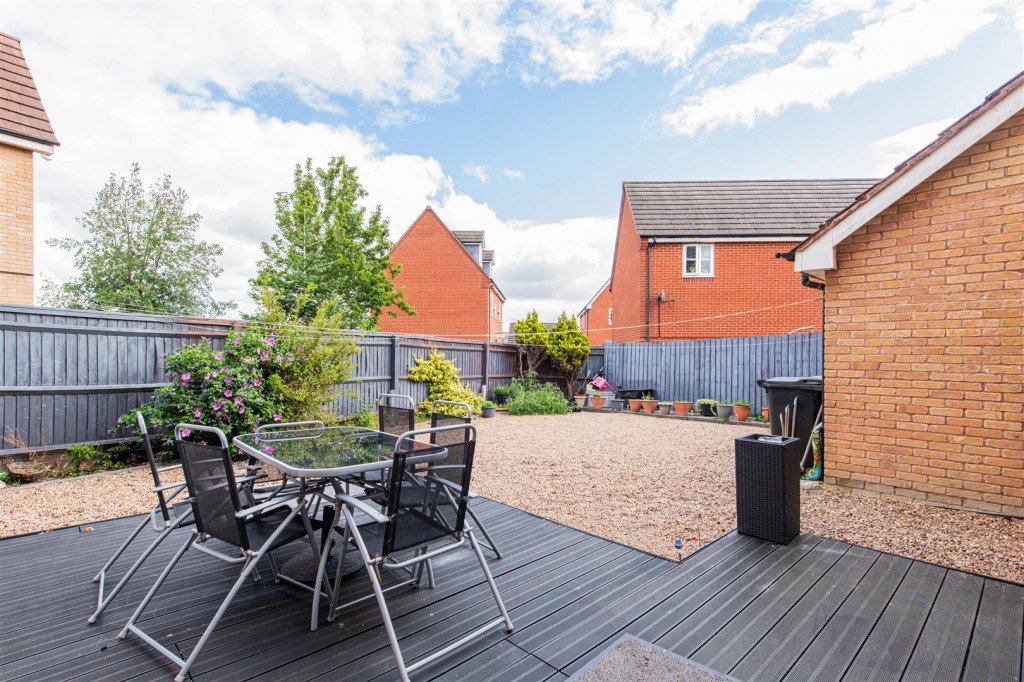 Images for Chequers Close, Corby EAID:oscarjamesapi BID:4
