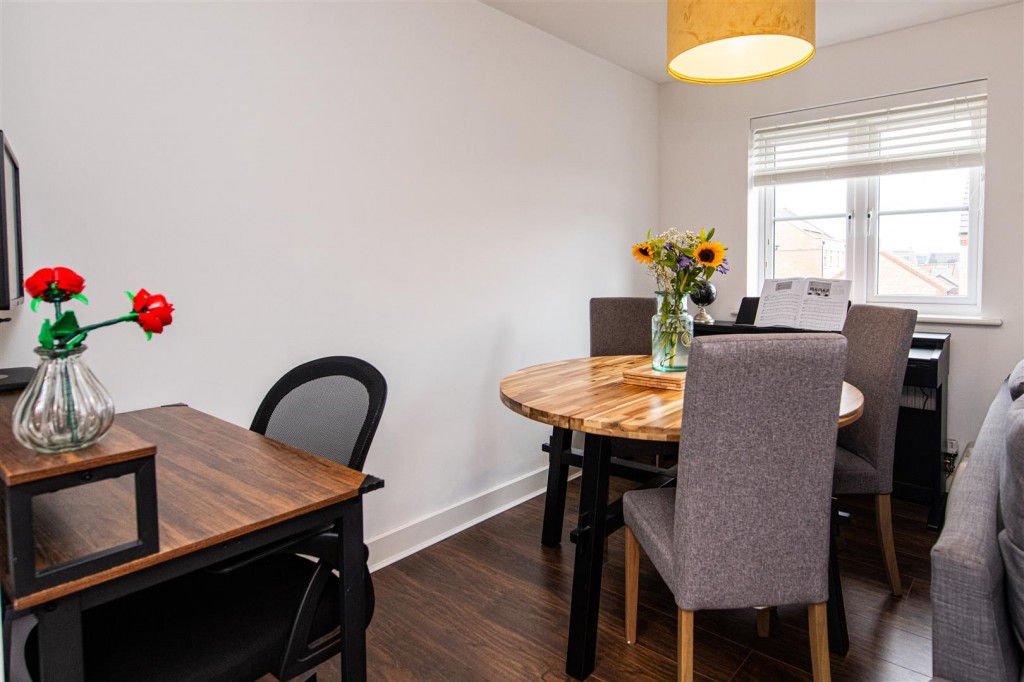 Images for Livingstone Road, Corby EAID:oscarjamesapi BID:4