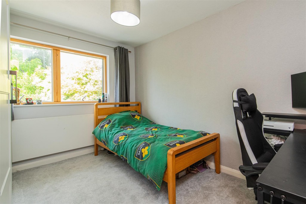 Images for Paradise Lane, Kettering EAID:oscarjamesapi BID:2