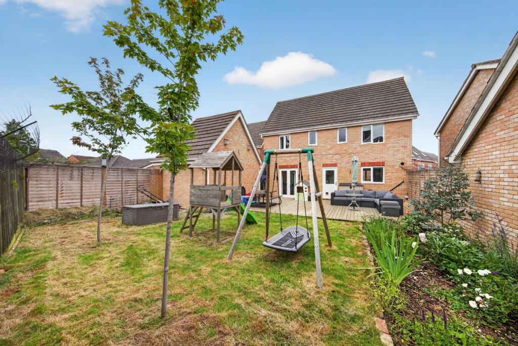Images for Magpie Close, Corby EAID:oscarjamesapi BID:4