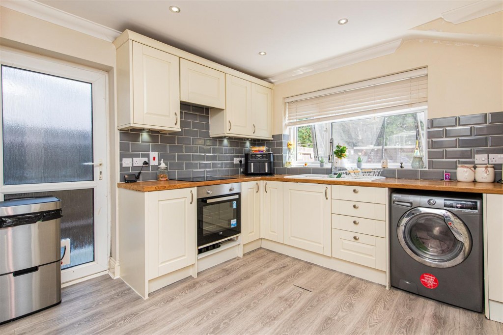 Images for Churchill Avenue, Wellingborough EAID:oscarjamesapi BID:4