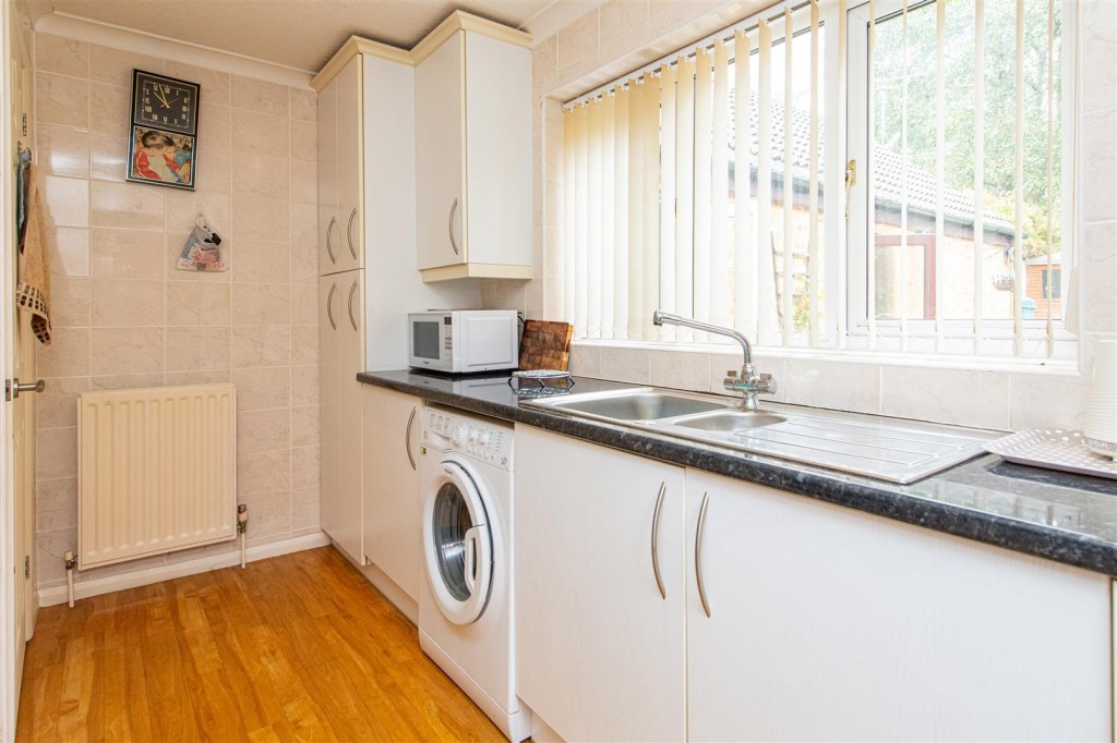 Images for Grosvenor Way, Barton Seagrave EAID:oscarjamesapi BID:3