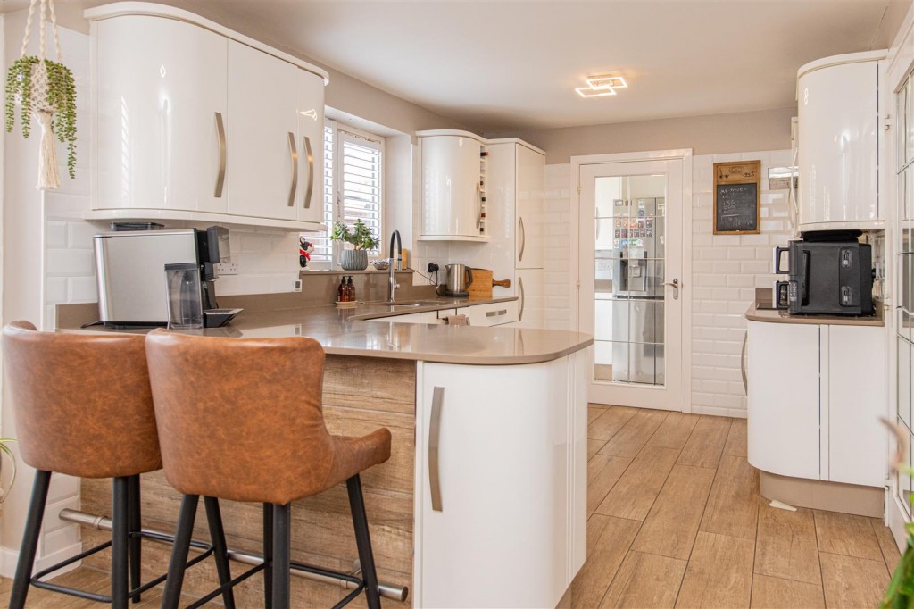 Images for Fellows Close, Weldon, Corby EAID:oscarjamesapi BID:4