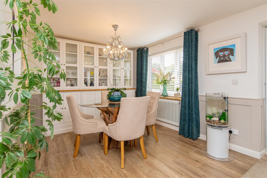 Images for Fellows Close, Weldon, Corby EAID:oscarjamesapi BID:4