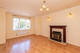 Images for Ashton Grove, Wellingborough