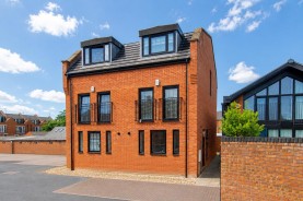 Images for Thenford Mews, Northampton