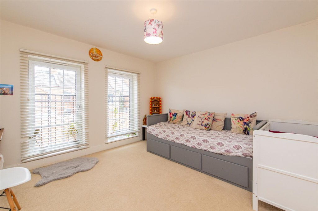 Images for Thenford Mews, Northampton EAID:oscarjamesapi BID:1