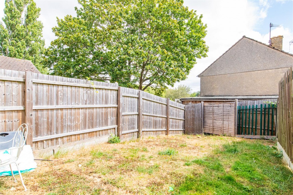 Images for Lowry Close, Corby EAID:oscarjamesapi BID:4