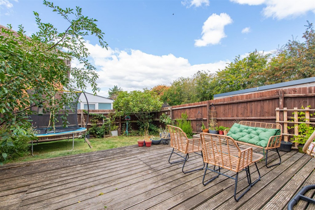 Images for Shelland Close, Market Harborough EAID:oscarjamesapi BID:5