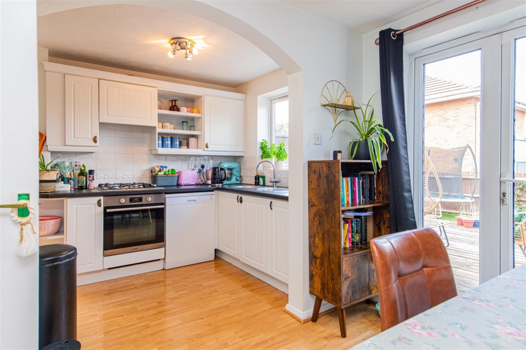 Images for Shelland Close, Market Harborough EAID:oscarjamesapi BID:5