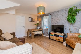 Images for Airfield Way, Weldon, Corby